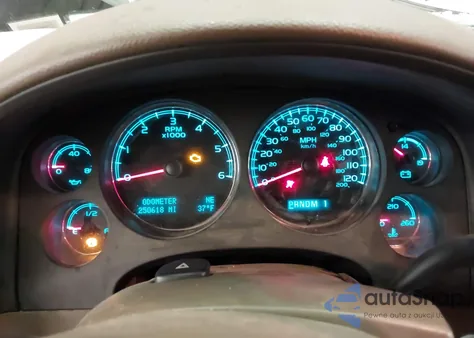 2011 GMC Yukon Xl 2500 Slt из США, поврежденный, VIN 1GKW2REG0BR380569